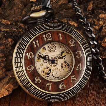 Vintage Wood Circle Carved Number Dial Mechanical Pocket Watch Men Unique Hollow Steampunk Bronze Mechanical Clock Watches Chain